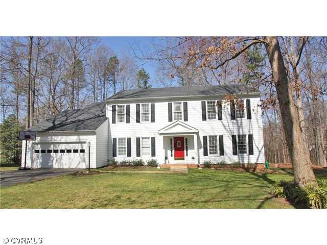 Exterior Front - Located on a cul-de-sac lot with 
