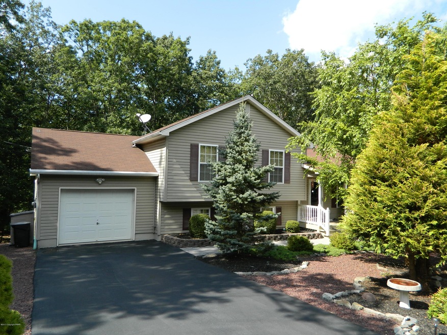 2088 Candlewood Dr, East Stroudsburg, PA 18301 - photo 1