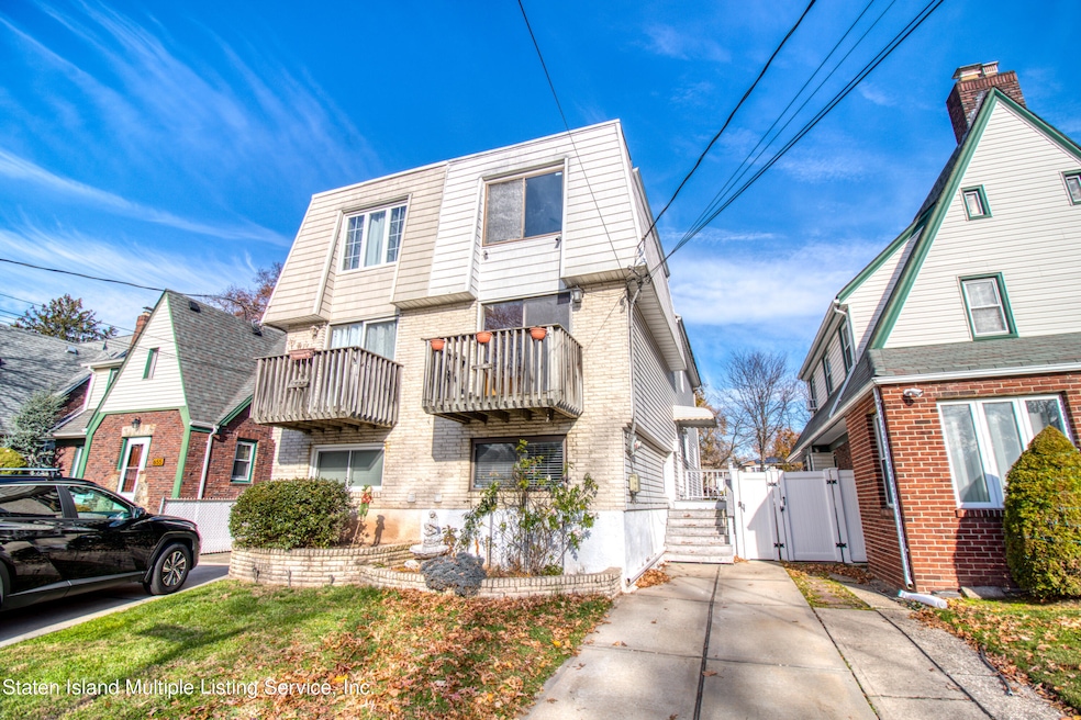 Sold $610,000 • Co-Listing Agent