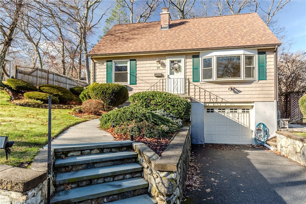 29 Julien St, Smithfield, RI 02917 - photo 1