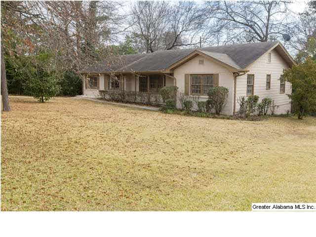 Welcome Home to 1845 Laurel Road
