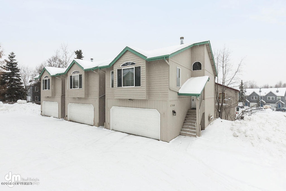 Exterior Front 20180303-DW-4484-SMALL