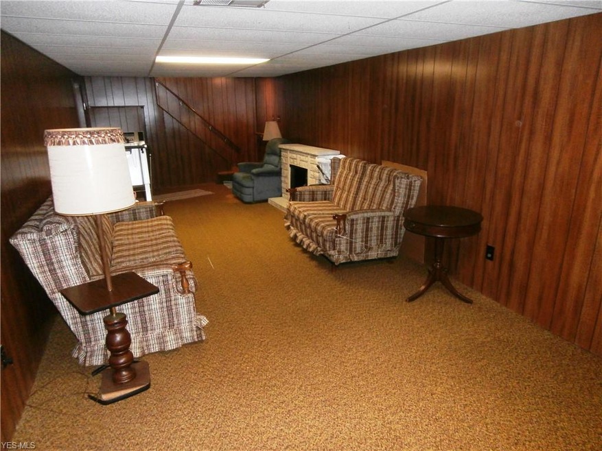 1662 Eldon Dr, Wickliffe, OH 44092 - photo 1