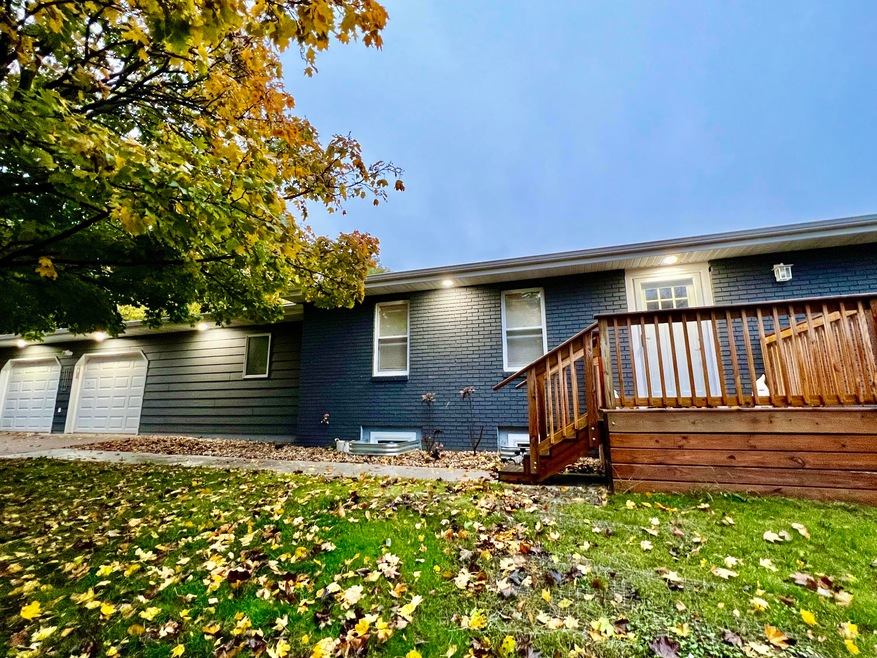 1317 Summit Dr Mitchell SD
