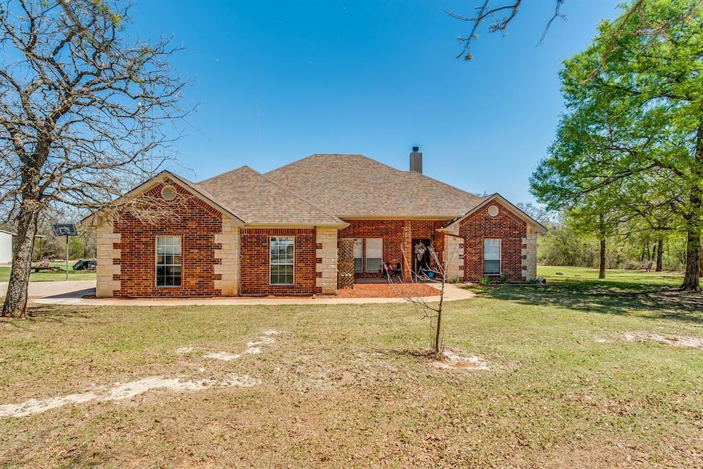 1625 Lacy Dr, Lipan, TX 76462 - photo 1