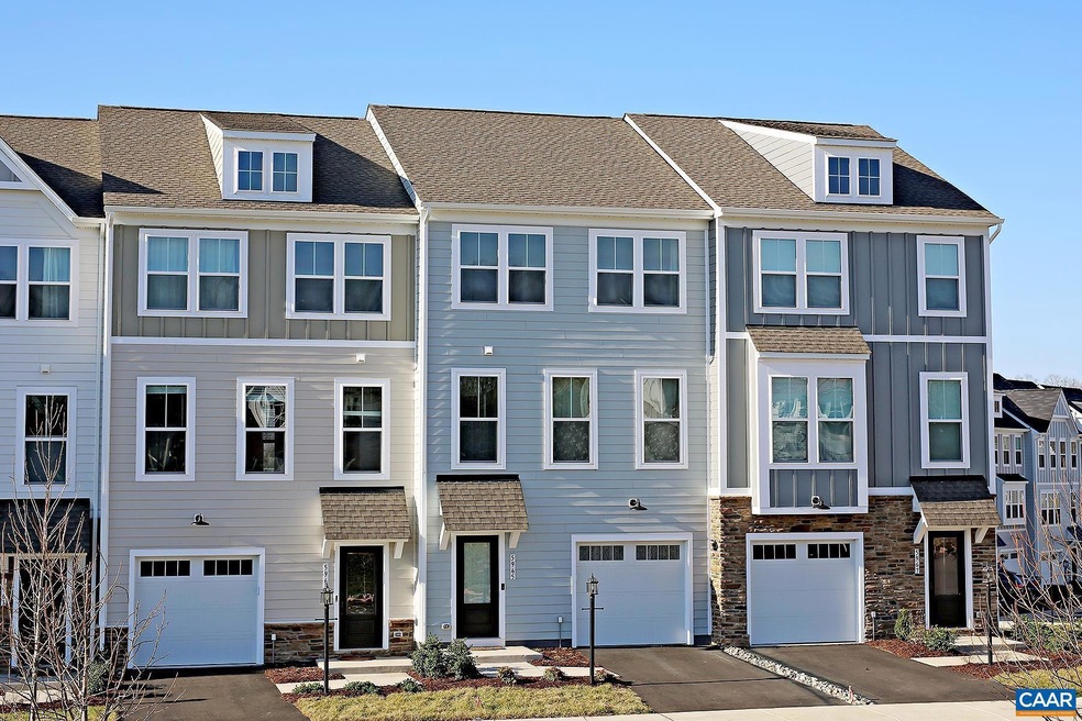 5965 Mccomb St, Crozet, VA 22932 - photo 1