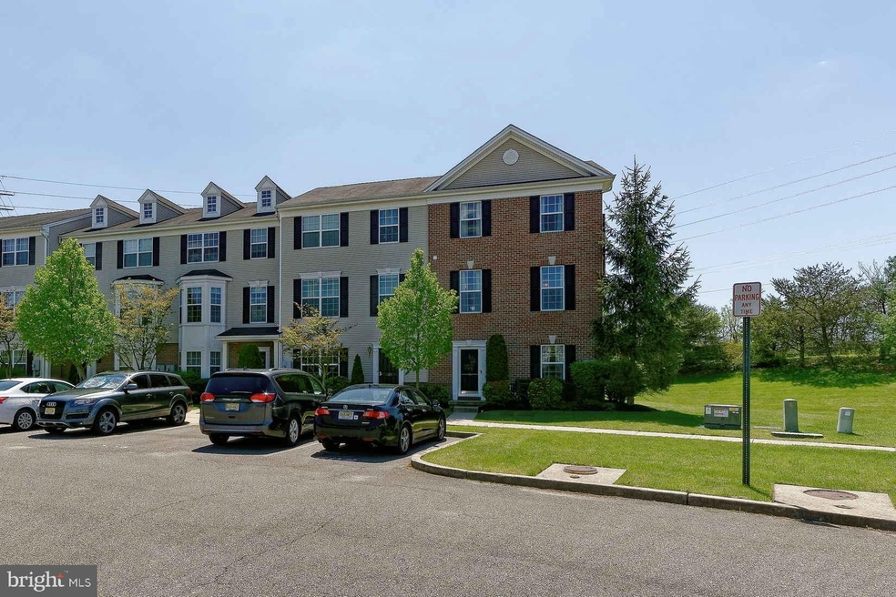 702 Brandywine Dr unit F1, Williamstown, NJ 08094 - photo 1