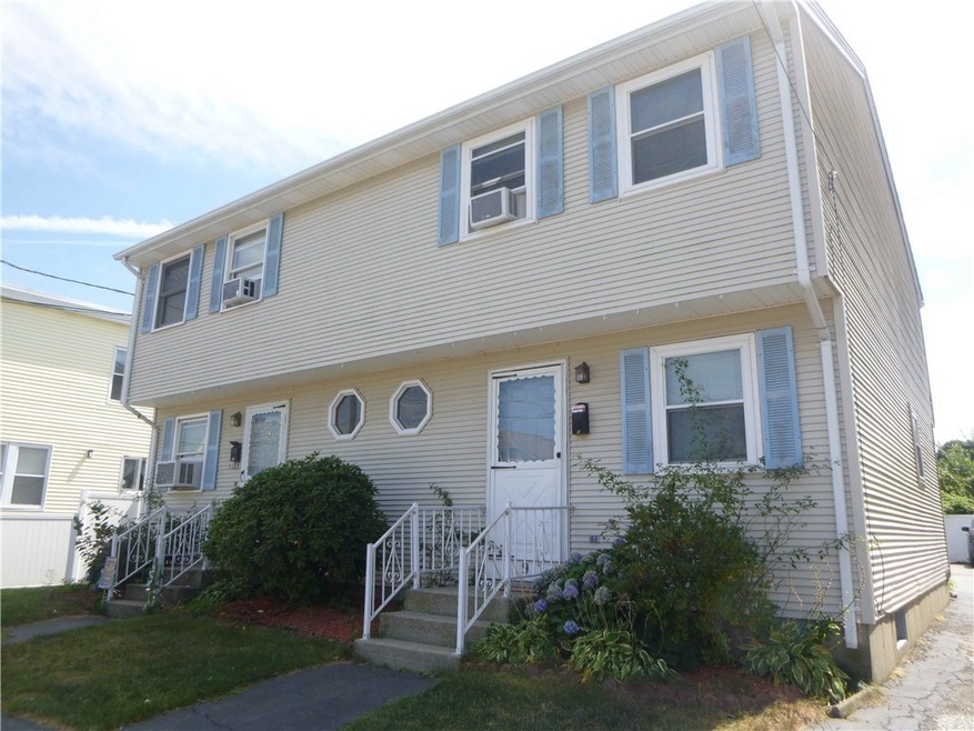 9 Charpentier Ave, Pawtucket, RI 02861 - photo 1