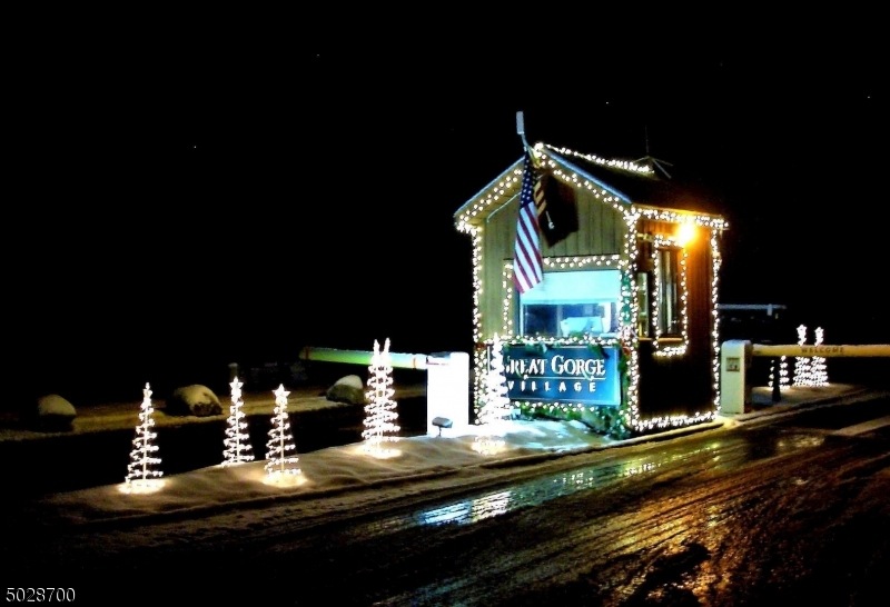 4 Attitash Dr unit 4, Vernon, NJ 07462 - photo 1