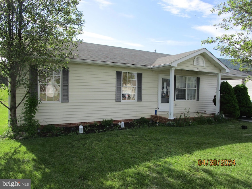 991 Dutchess Cir, Strasburg, VA 22657 - photo 1