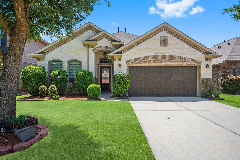 7123 Casita Dr, Magnolia, TX 77354 - photo 1