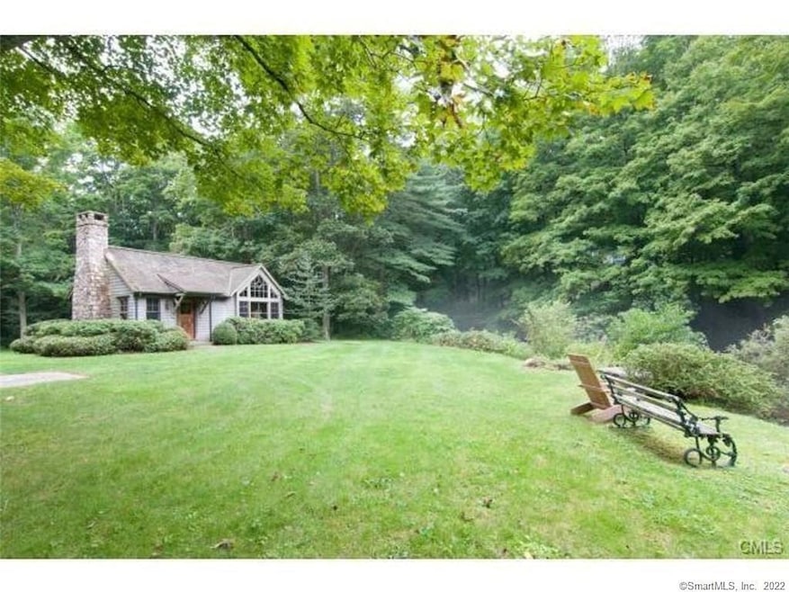 286 Lyons Plain Rd, Weston, CT 06883 - photo 1