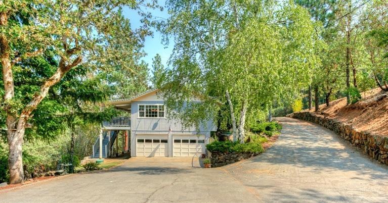 850 Manzanita Dr, Rogue River, OR 97537 - photo 1