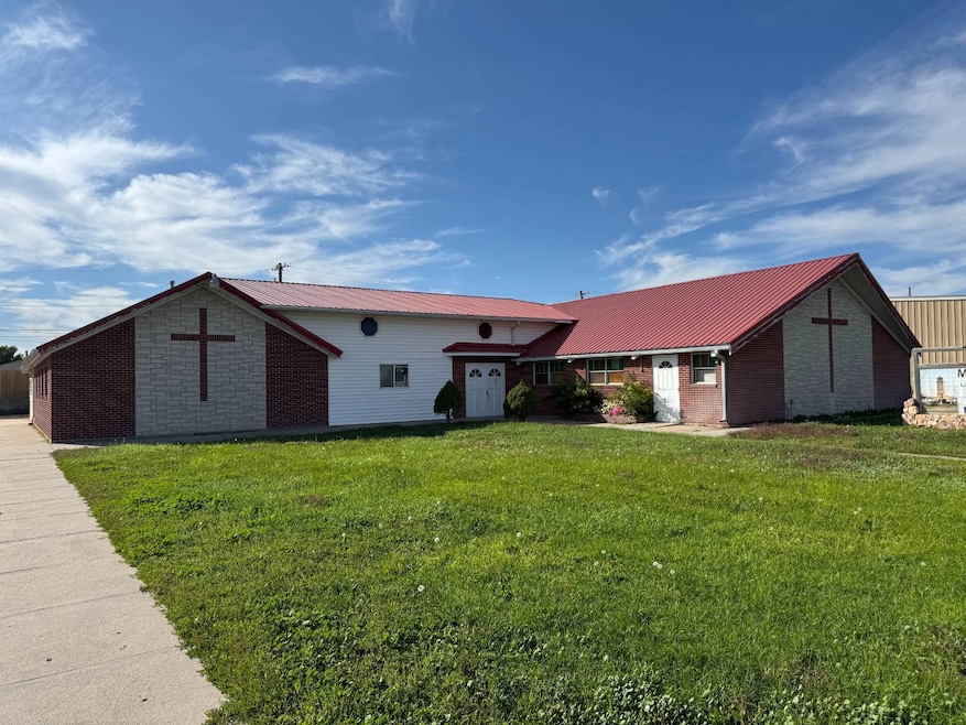 909 and 910 Main St, Minatare, NE 69356 - photo 1