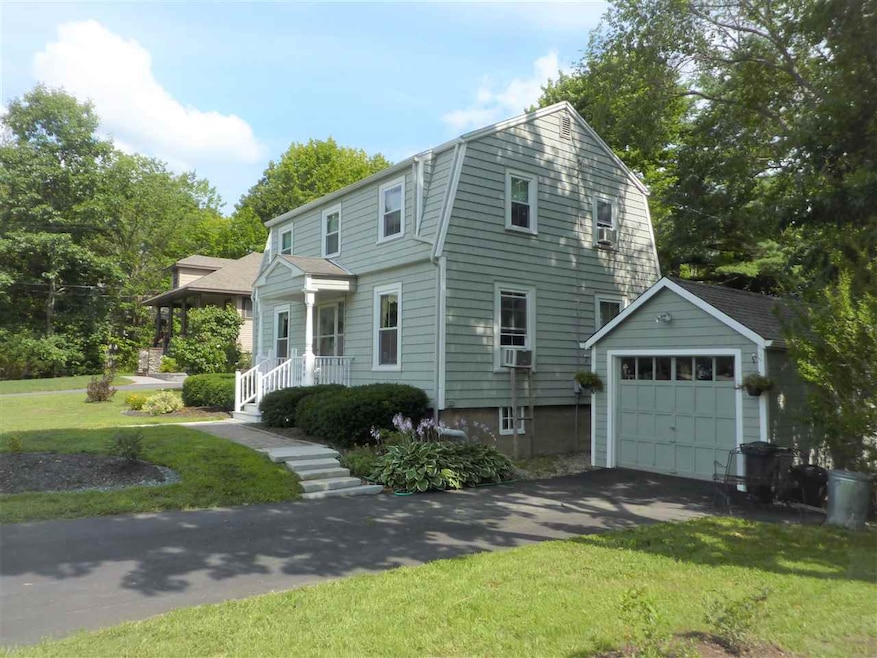 400 Middle Rd, Portsmouth, NH 03801 - photo 1