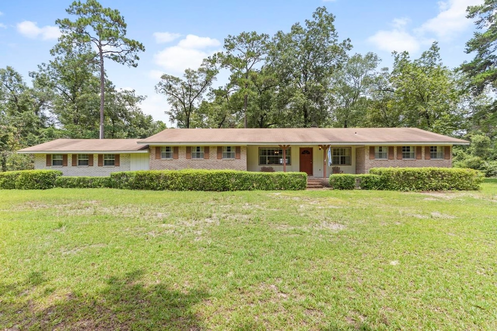 49 Lonesome Rd, Crawfordville, FL 32327 - photo 1