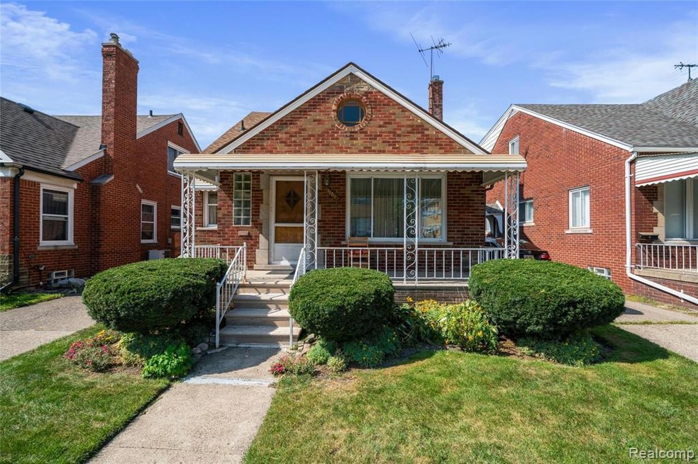 11711 Mcdougall St, HamtraMcK, MI 48212 - photo 1