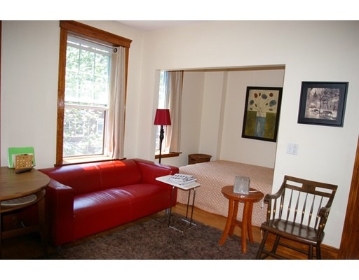 31 Queensberry St unit 12, Boston, MA 02215 - photo 1