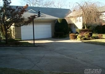 unlisted-address, Lawrence, NY 11559 - photo 1