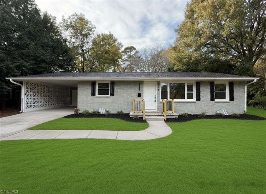 For Sale $349,900 • Co-Listing Agent