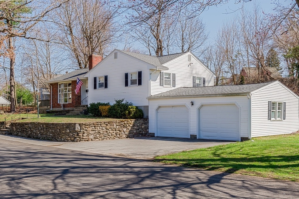 15 Franklin St, Auburn, MA 01501 - photo 1