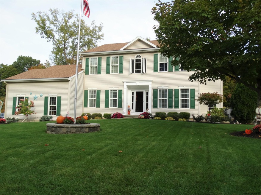 1 Walnut Ln E, Schenectady, NY 12309 - photo 1