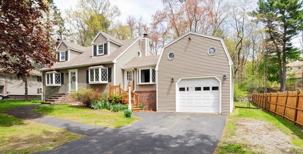 87 Butternut Ln, Methuen, MA 01844 - photo 1