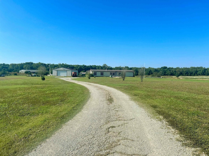 1632 E 140th Ave N, Mulvane, KS 67110 - photo 1