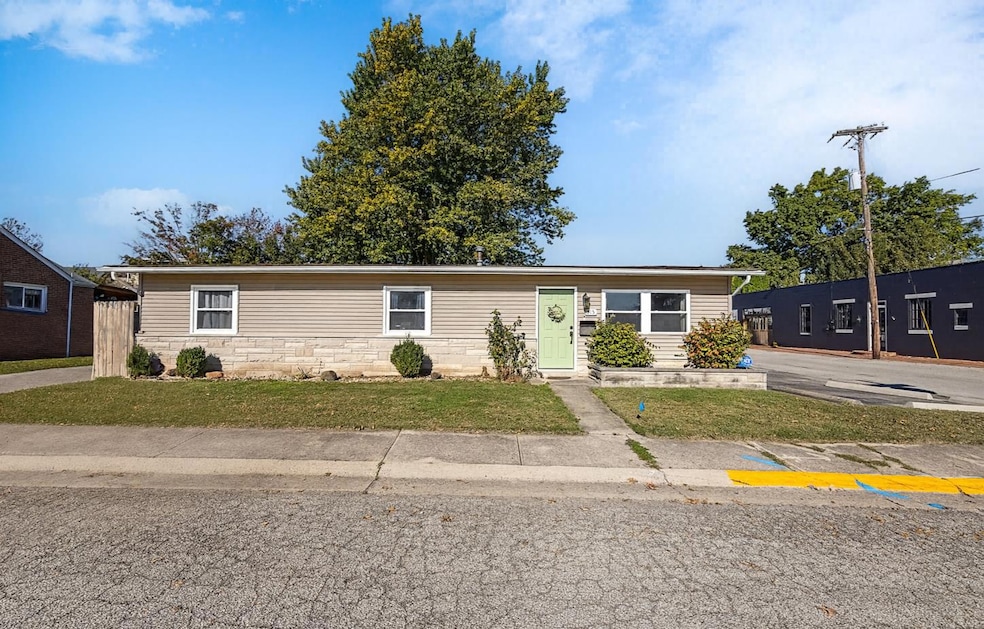 315 N Main St, Batesville, IN 47006 - photo 1