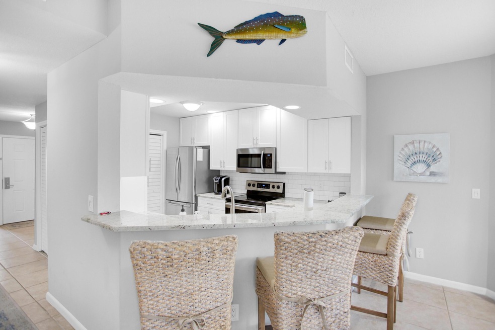 Kitchen breakfast area