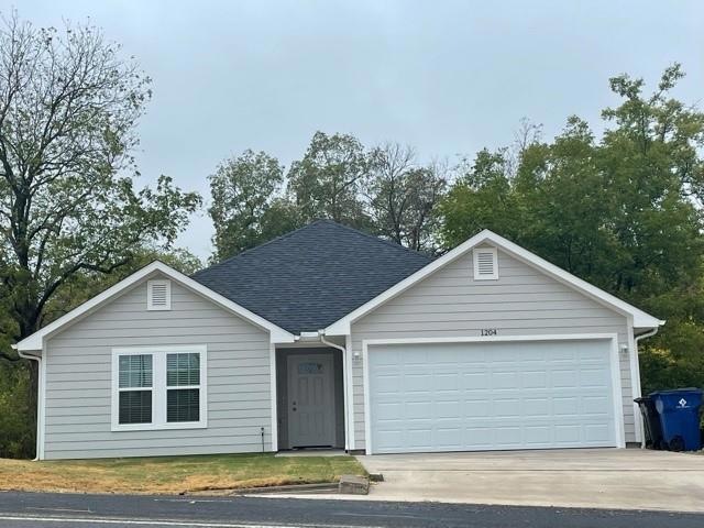 1204 Martin Luther King St, Denison, TX 75020 - photo 1