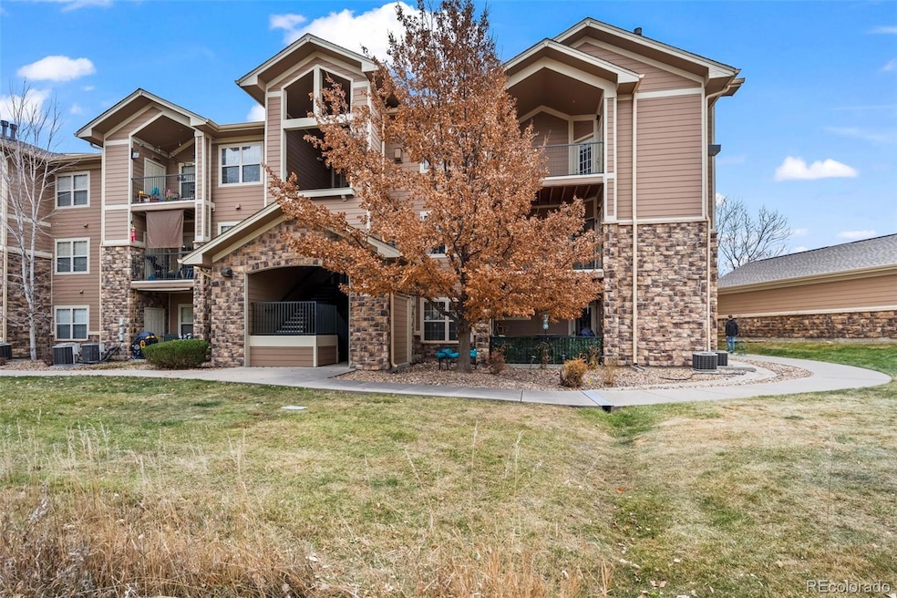 10787 Twenty Mile Rd unit 301, Parker, CO 80134 - photo 1