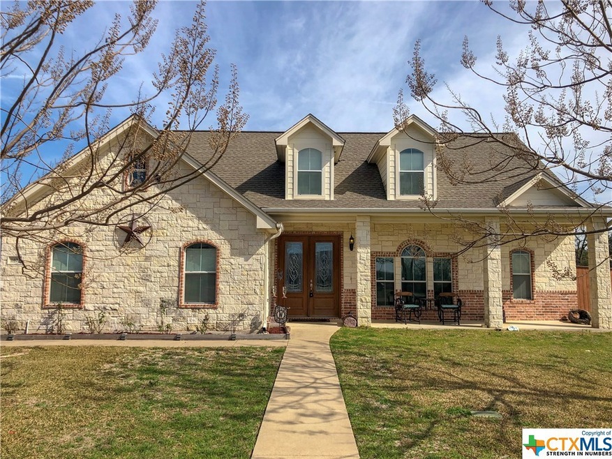 1403 Cedar Oaks Cir, Temple, TX 76502 - photo 1