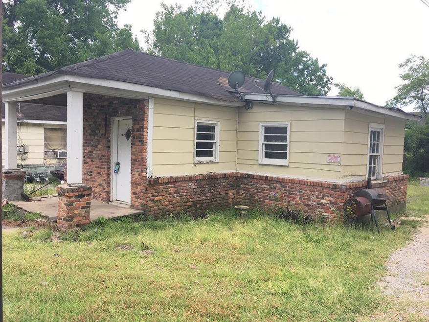 2219 Ashley St, Macon, GA 31204 - photo 1