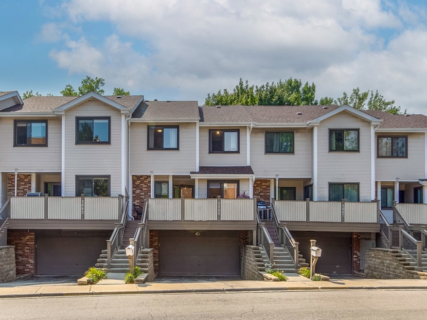 Sold $400,000 • Co-Listing Agent