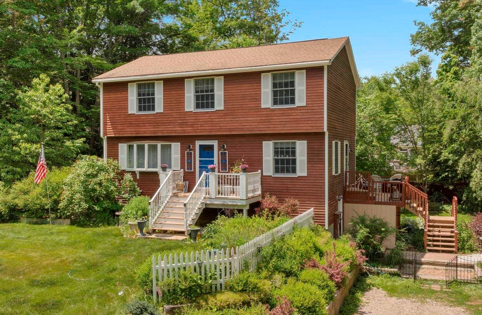 27 New London Dr, Center Barnstead, NH 03225 - photo 1