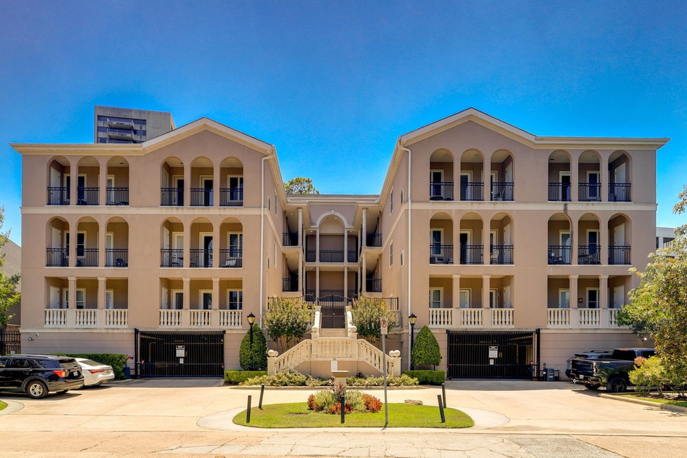 THIS QUAINT SMALL COMPLEX HAS INVITING ARCHITECTUR