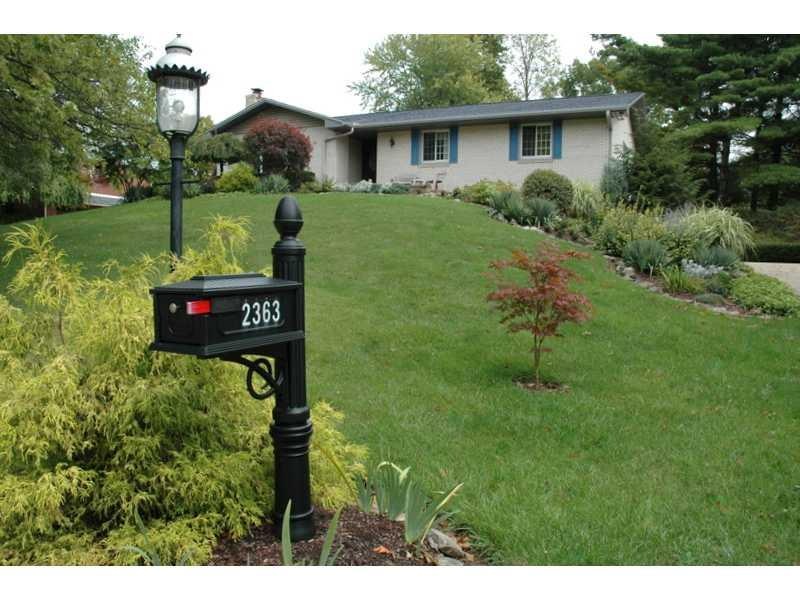 Exterior Front. All Brick Ranch in Murrysville on 