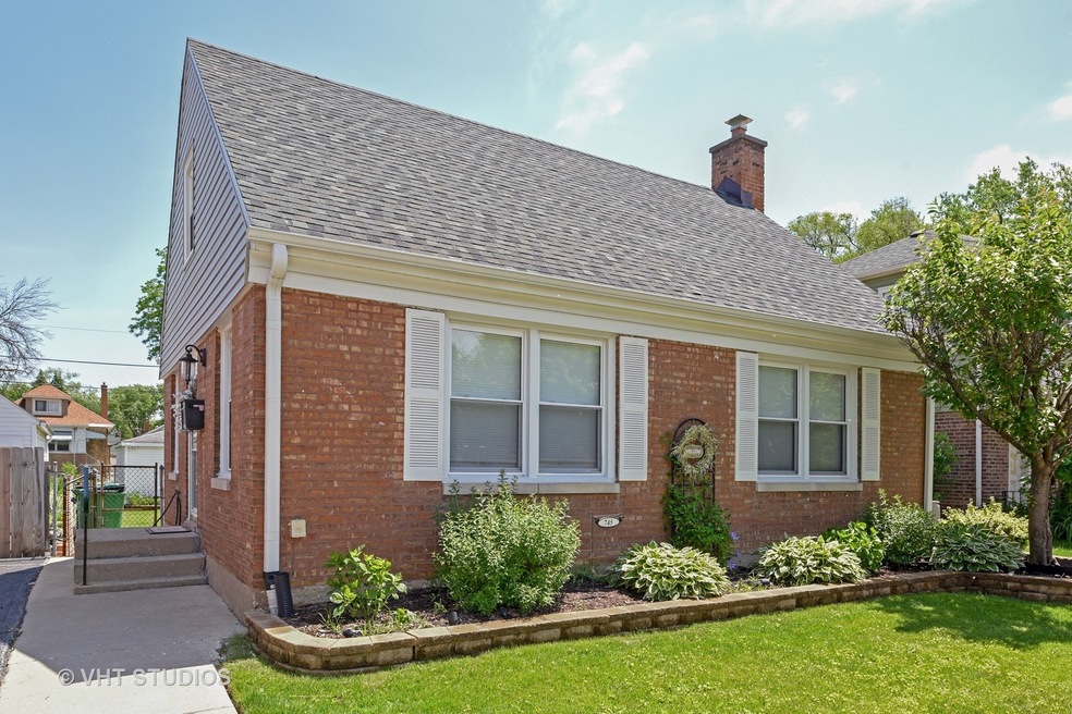 745 Norfolk Ave, Westchester, IL 60154 - photo 1