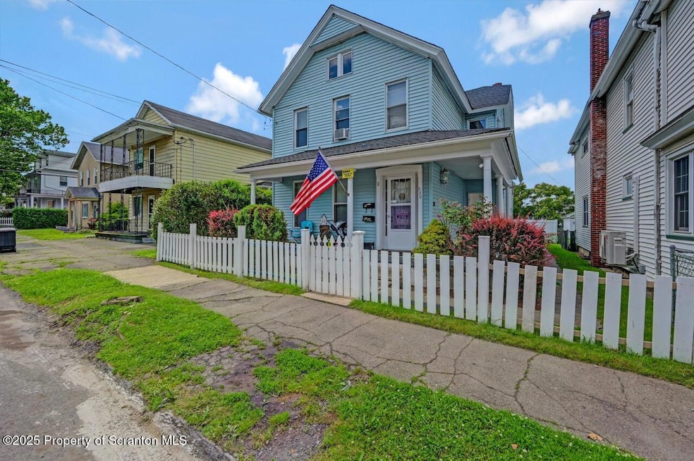 530 Hickory St, Scranton, PA 18505 - photo 1