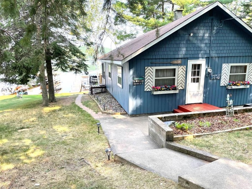 Your cabin retreat awaits you on Island lake!
