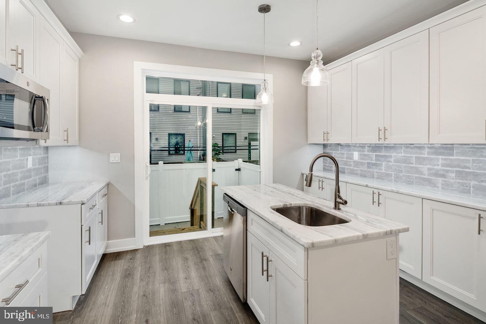 1411 S Taylor St, Philadelphia, PA 19146 - photo 1