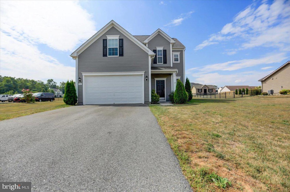 722 Bristol Dr, Greencastle, PA 17225 - photo 1