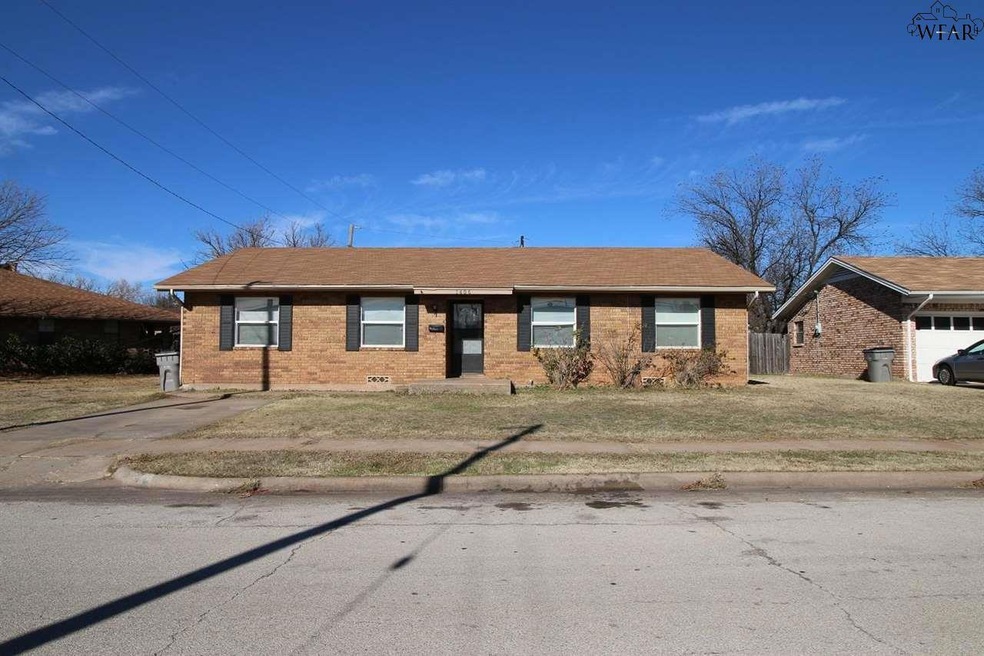1406 Christine Rd, Wichita Falls, TX 76302 - photo 1