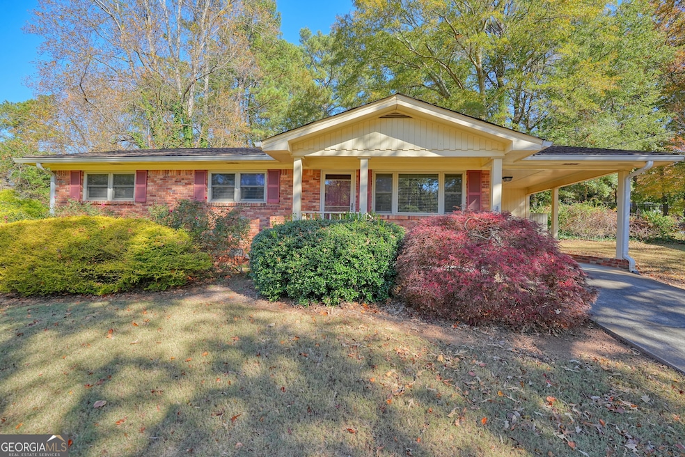 137 Douglas Dr SE, Mableton, GA 30126 - photo 1