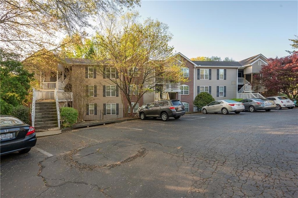 466 Teal Ct, Roswell, GA 30076 - photo 1