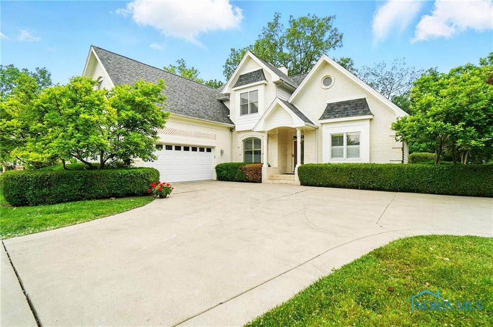 3236 Deep Water Ln, Maumee, OH 43537 - photo 1