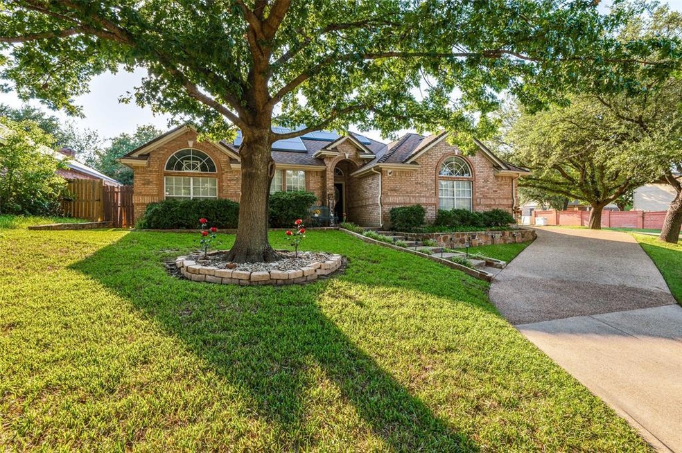 3225 John Ct S, Hurst, TX 76054 - photo 1