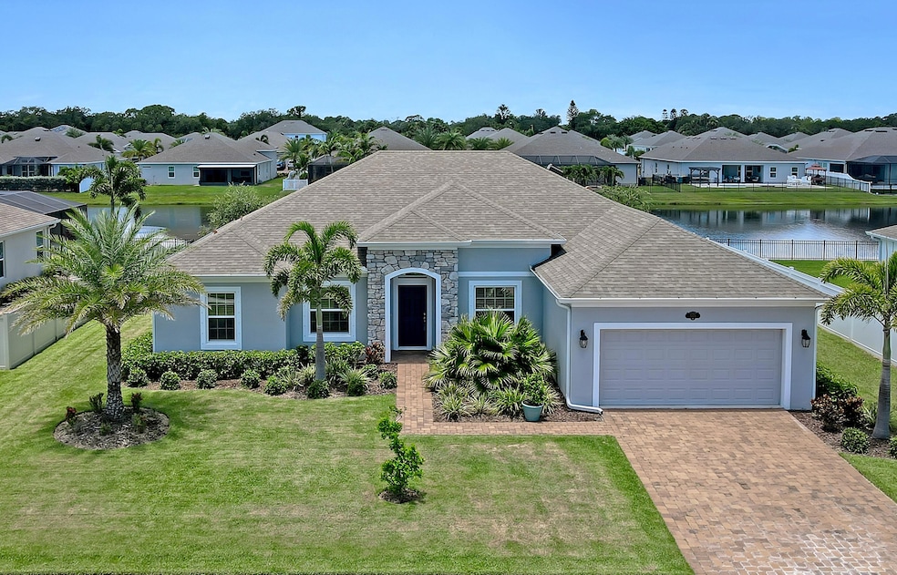 N Merritt Island