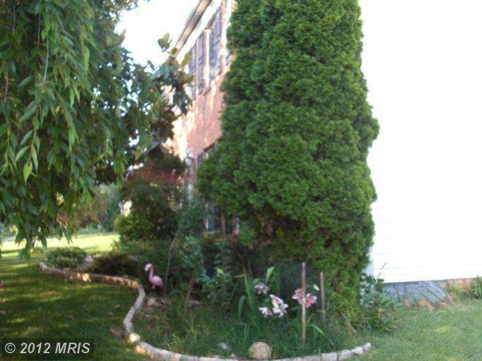 607 Saint Paul Ave, Reisterstown, MD 21136 - photo 1